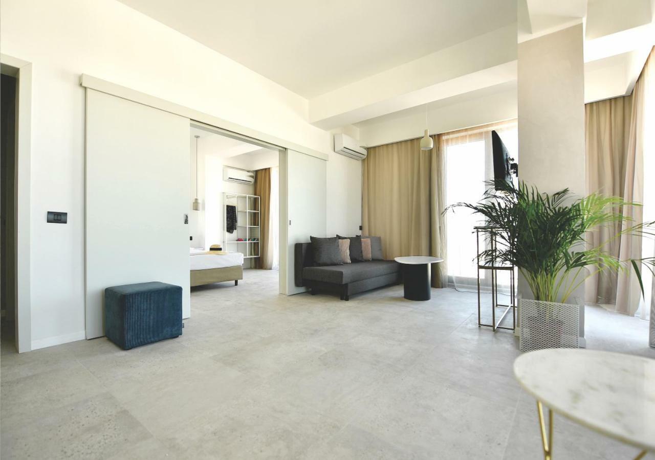 Lemon Cliff Luxury B&B 마마이아 외부 사진
