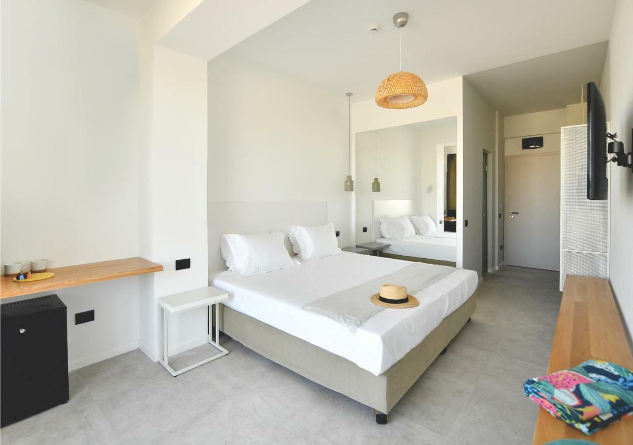 Lemon Cliff Luxury B&B 마마이아 외부 사진